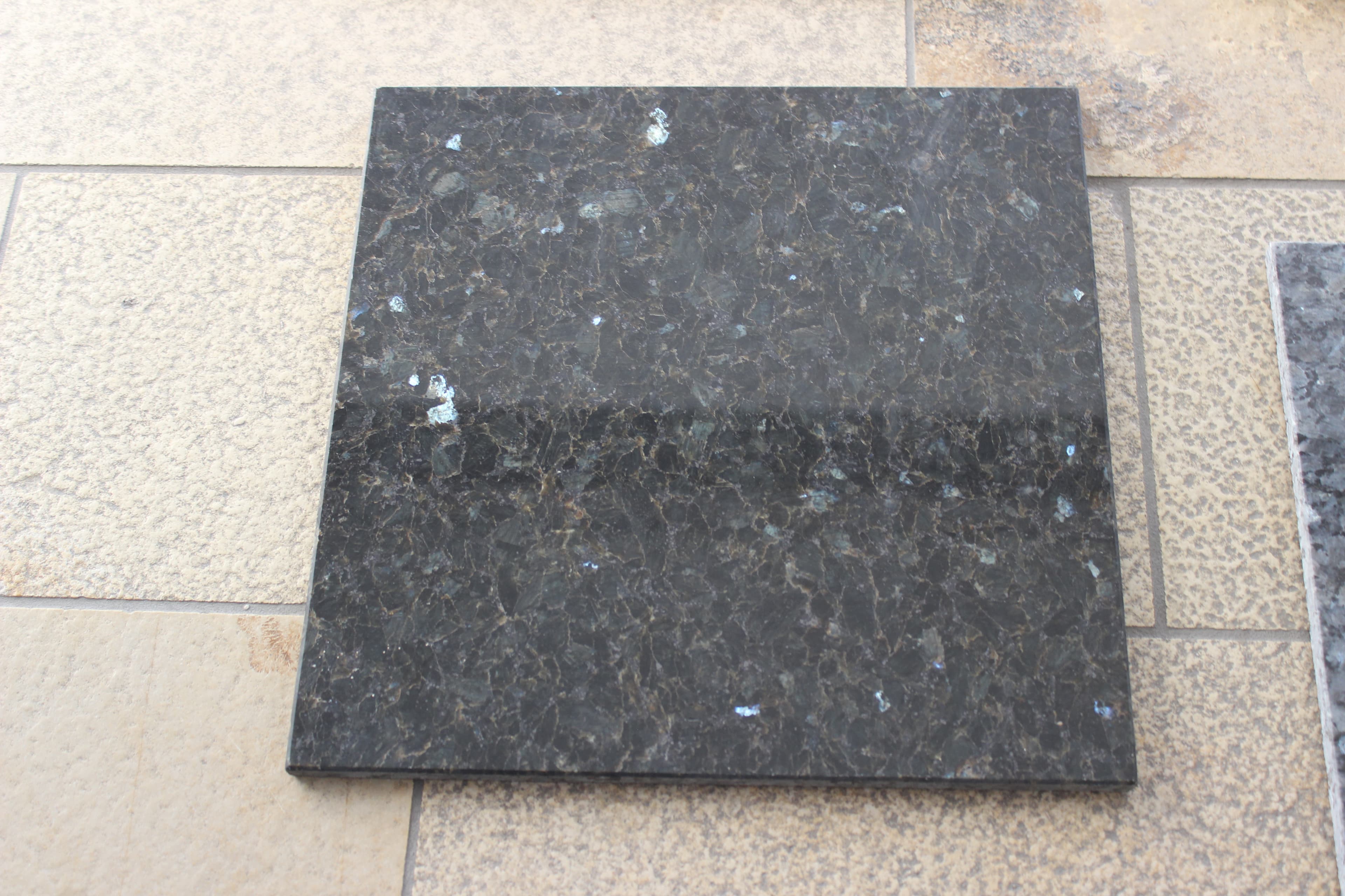 DOC Naturstein bei HÜTO Fliesen & Natursteine Thomas Hübner einzigartige Materialien auf höchstem Niveau