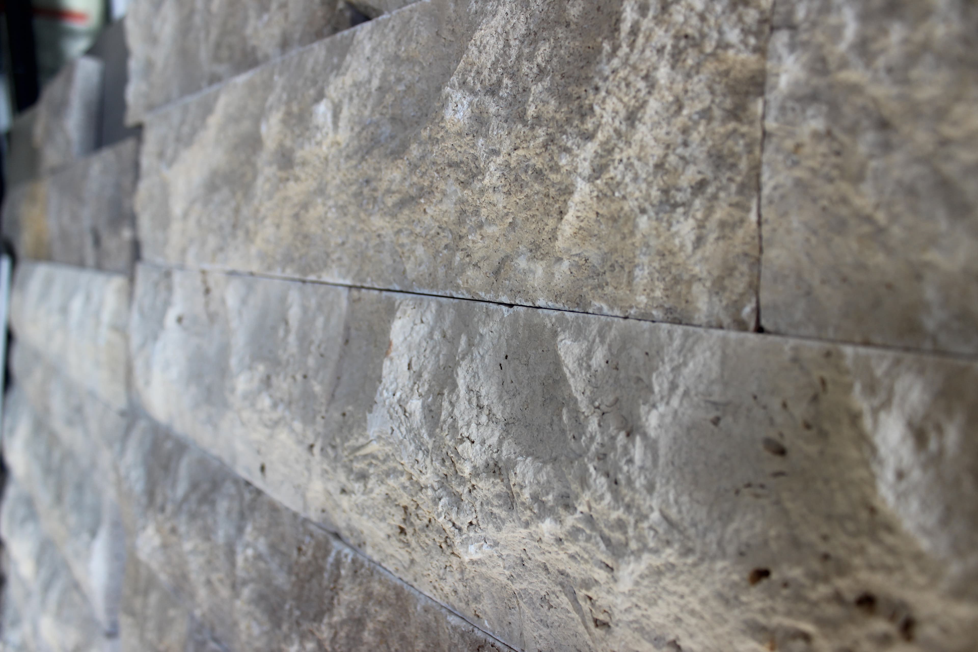 DOC Naturstein bei HÜTO Fliesen & Natursteine Thomas Hübner einzigartige Materialien auf höchstem Niveau